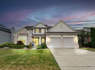7609 Pioneer Dr, Ypsilanti, MI