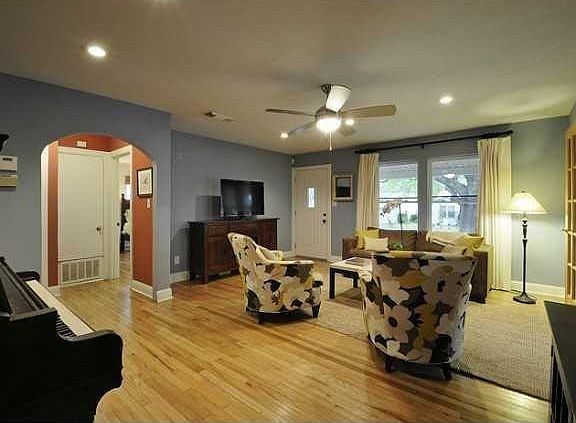 5th image of 1404 Karen Ave