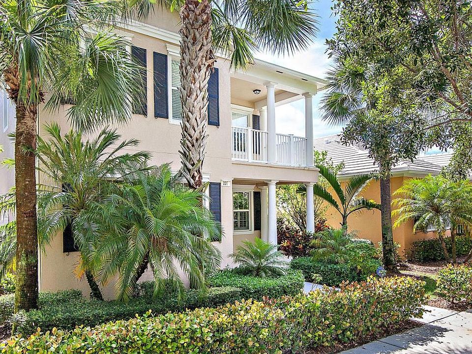 235 Caravelle Drive