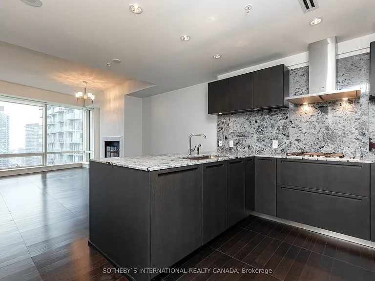 180 University Ave #3002 — Photo 24