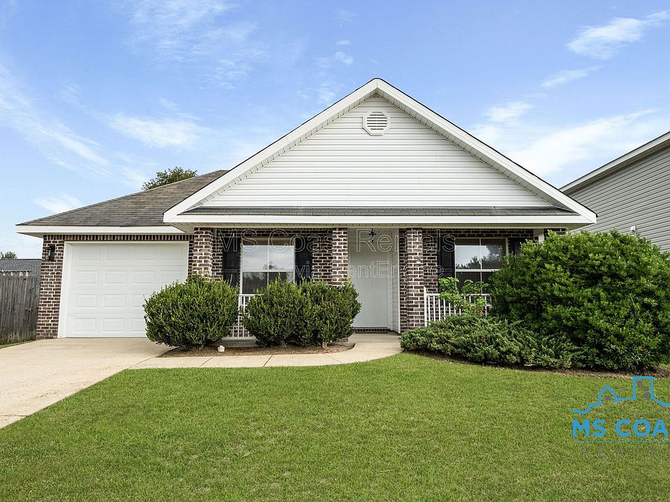 1st image of 324 Twin Lakes Blvd