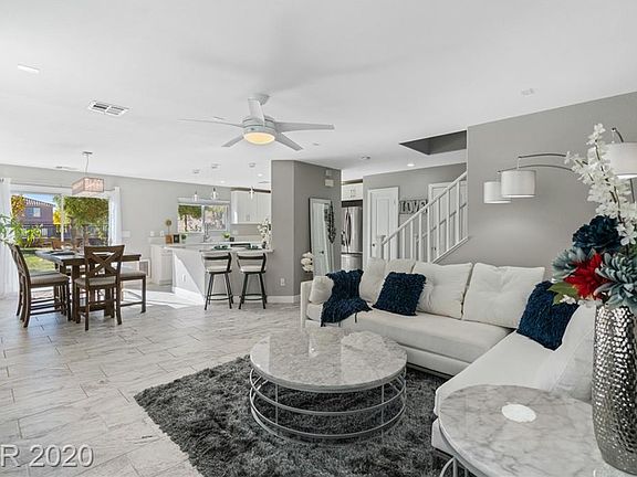 3rd image of 10267 Falling Needle Ave