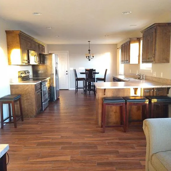 2223 Virginia Ave — Photo 2