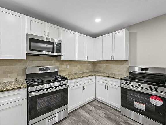 3rd image of 6727 Marla Dr