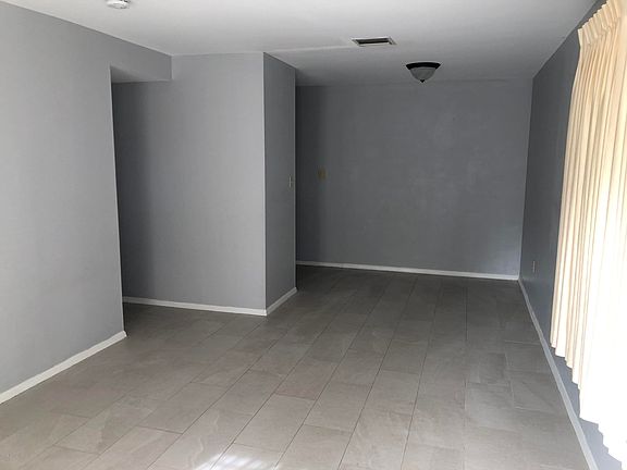 2nd image of 826 Gibson St #0