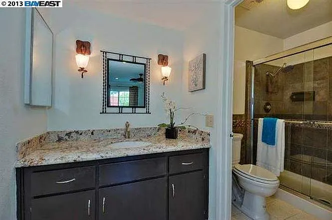 66 Snyder Way — Photo 11