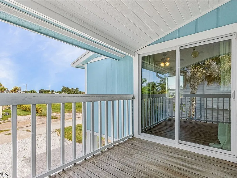 2430 Orange St — Photo 21