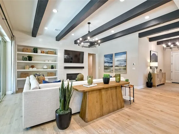 3151 Orchard Gln, Escondido, CA 92026