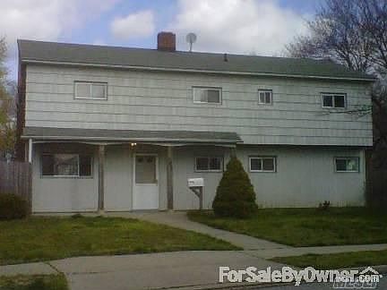 1st image of 180 Elm Dr E