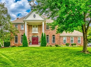 2831 SW 10th Ter, Lees Summit, MO 64081