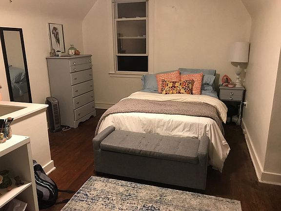 Bedroom for rent