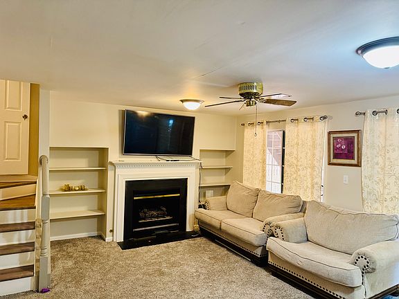 3rd image of 11632 Nellings Pl