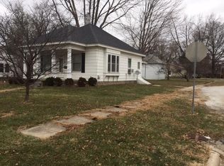 601 N Liberty St, Rushville, IL 62681