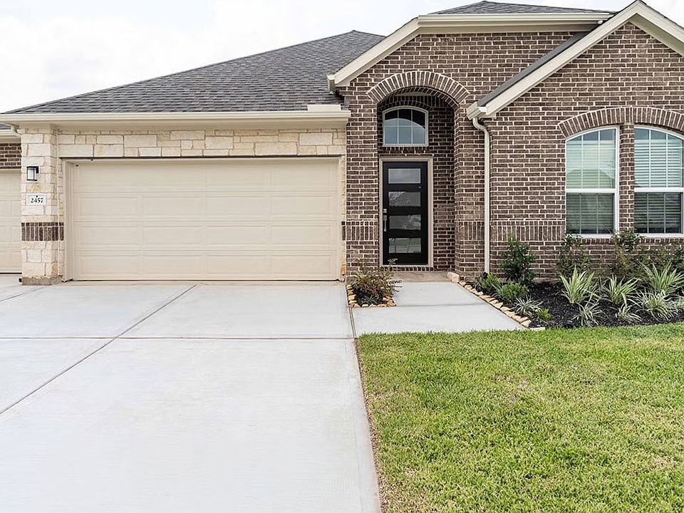 1st image of 306 Meadow Brook Ln