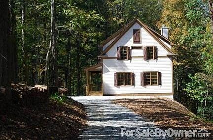 Front of house in the Fall