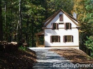 410 Indian Cove Dr, Dawsonville, GA 30534