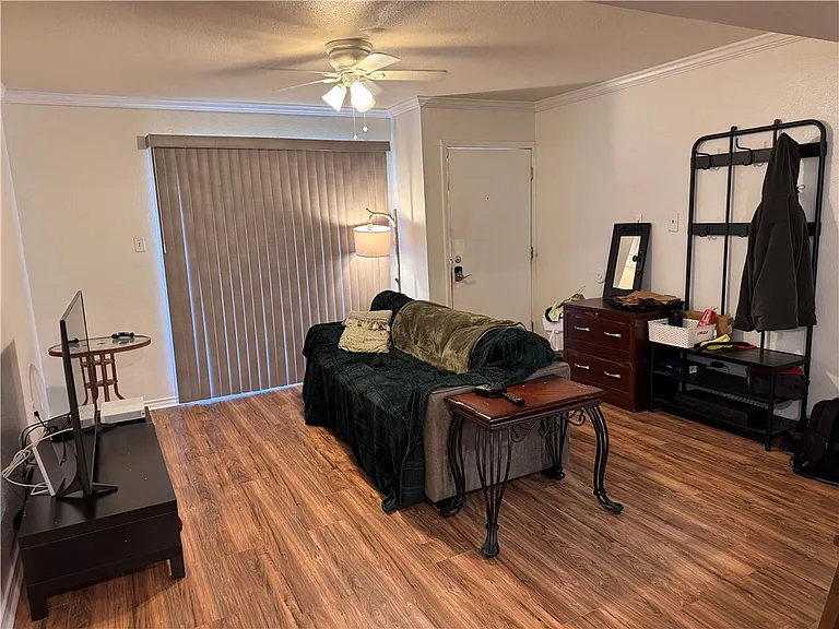 904 University Oaks Blvd #101 — Photo 7