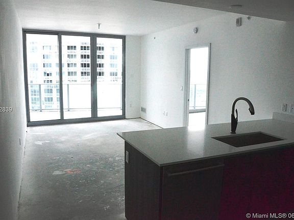 2nd image of 488 NE 18 St #3808