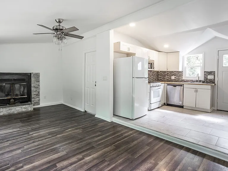5108 Sunny Meade Ln — Photo 9