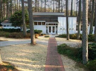 917 Macon Pl, Raleigh, NC 27609