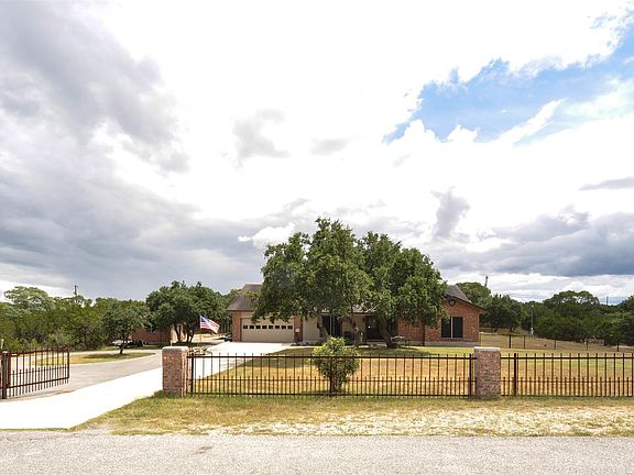 3rd image of 2932 Highland Breeze