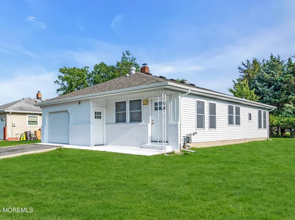 145 Bonaire Drive, Toms River, NJ 08757