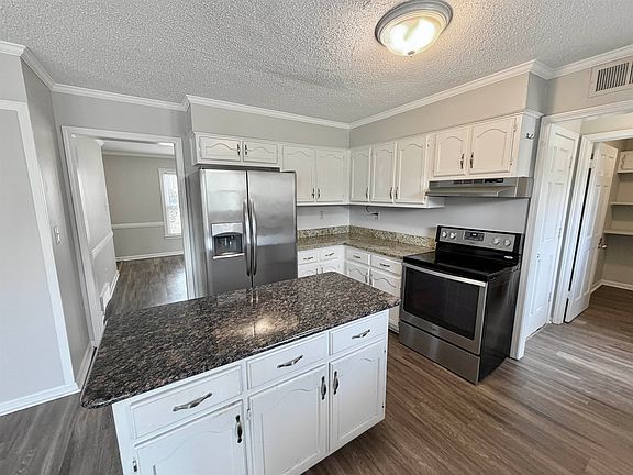 5th image of 9329 Curling Pond Ln