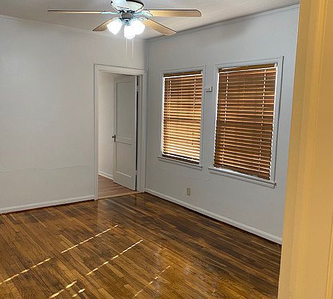 3rd image of 2161 Lucerne Ave #1