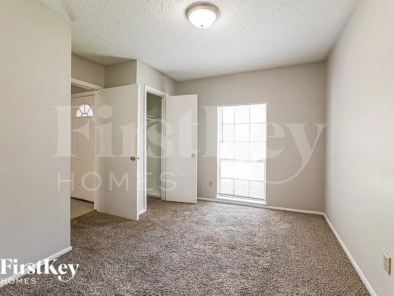 4426 Adonis Dr — Photo 16
