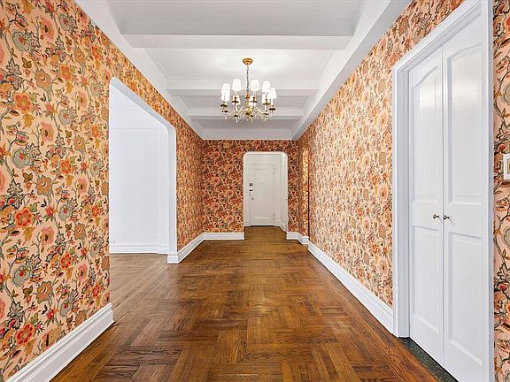 3rd image of 1150 Park Ave #6D
