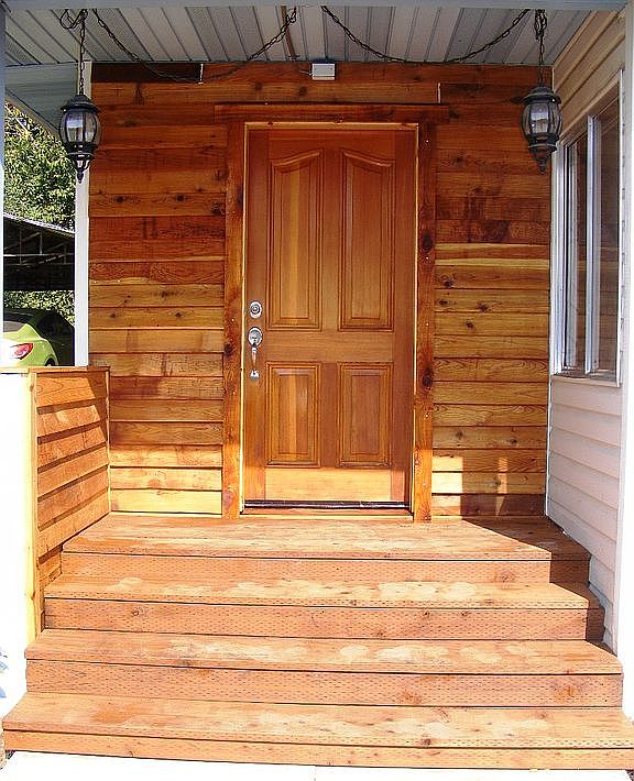 Upgraded entry & new stairs