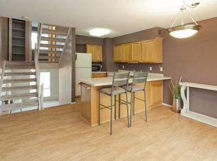 7872 Yates Ave N, Brooklyn Park, MN 55443