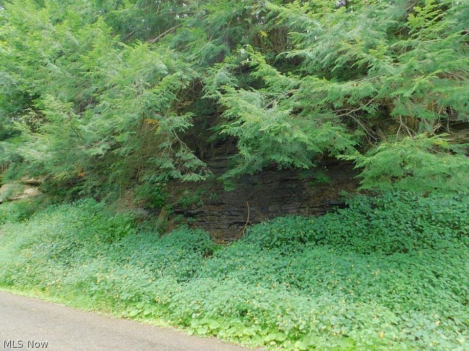 1st image of 629 Twp Rd