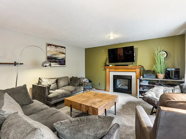 7956 SW 61st Ave — Photo 15