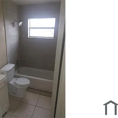 3062 NW 12th Ct — Photo 5