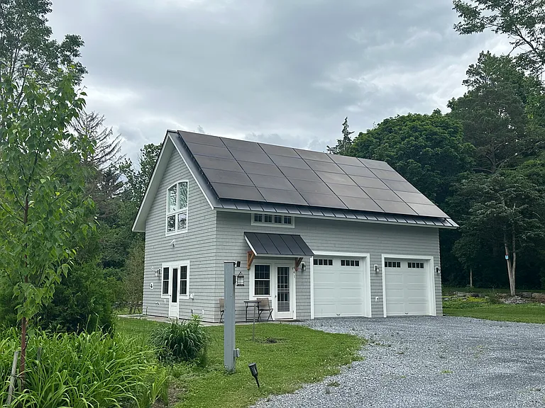 441 W Shore Rd — Photo 28