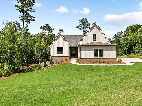2nd image of 105 Forest Berry Ct