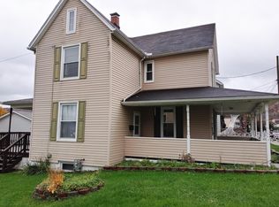 210 Glenn St, Johnstown, PA 15906