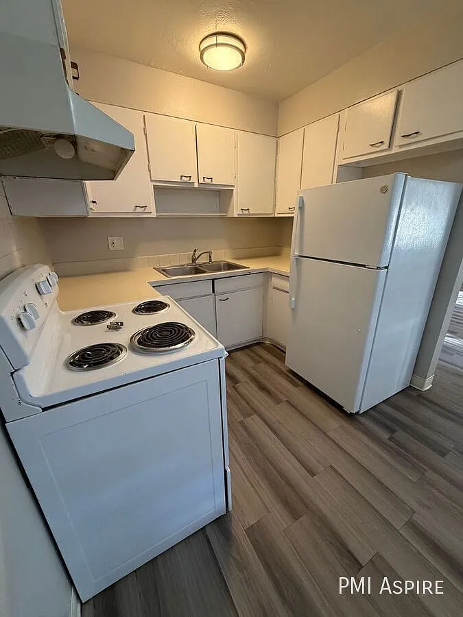 Building Photo - 1351 Xenia St #1D