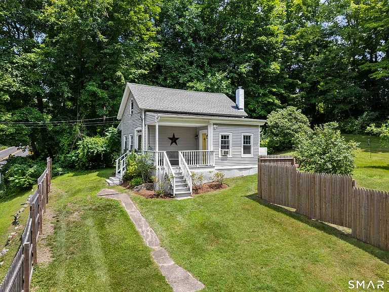 78 Norwich Rd — Photo 3