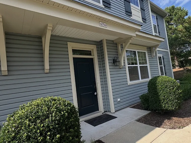 4356 Turnworth Arch — Photo 1