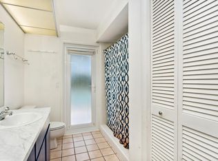 1466 74th Cir NE, Saint Petersburg, FL 33702