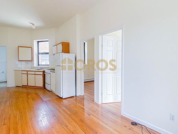 4th image of 283 E 7th St APT 5A
