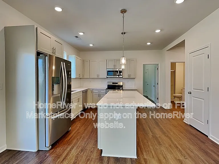 120 Baucom St — Photo 6