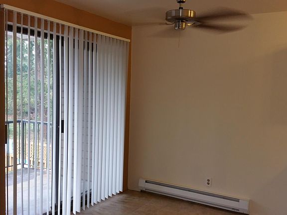 5th image of 5622 183rd St SW APT 205