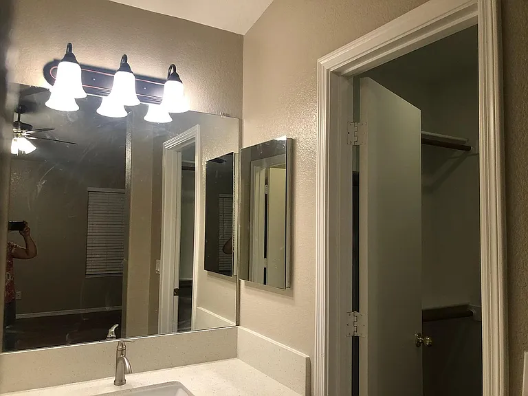 1077 W Swan Dr — Photo 12