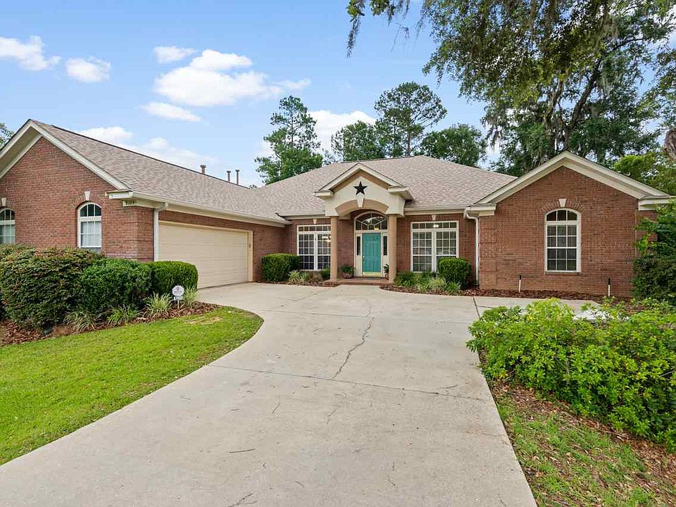 1st image of 8129 Viburnum Ct
