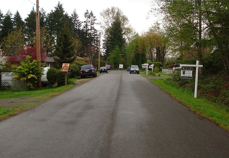 2nd image of 12040 SE 188th St