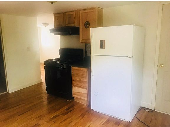 2nd image of 336 7th North St