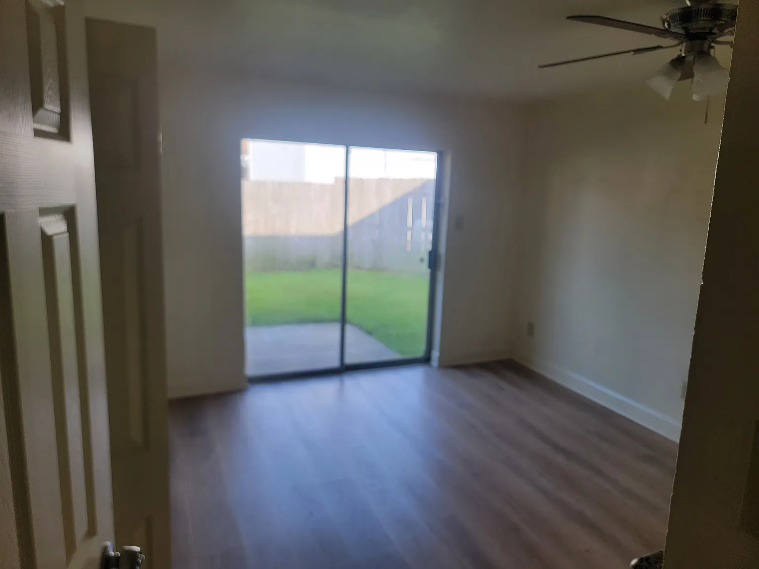 3 bed, 1.5 bath, $1,400 — Photo 3